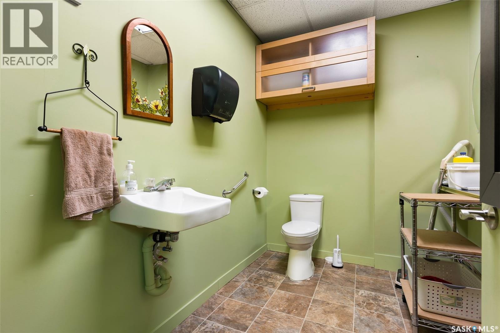 1342 Lorne Street, Regina, Saskatchewan  S4R 2K1 - Photo 24 - SK996271