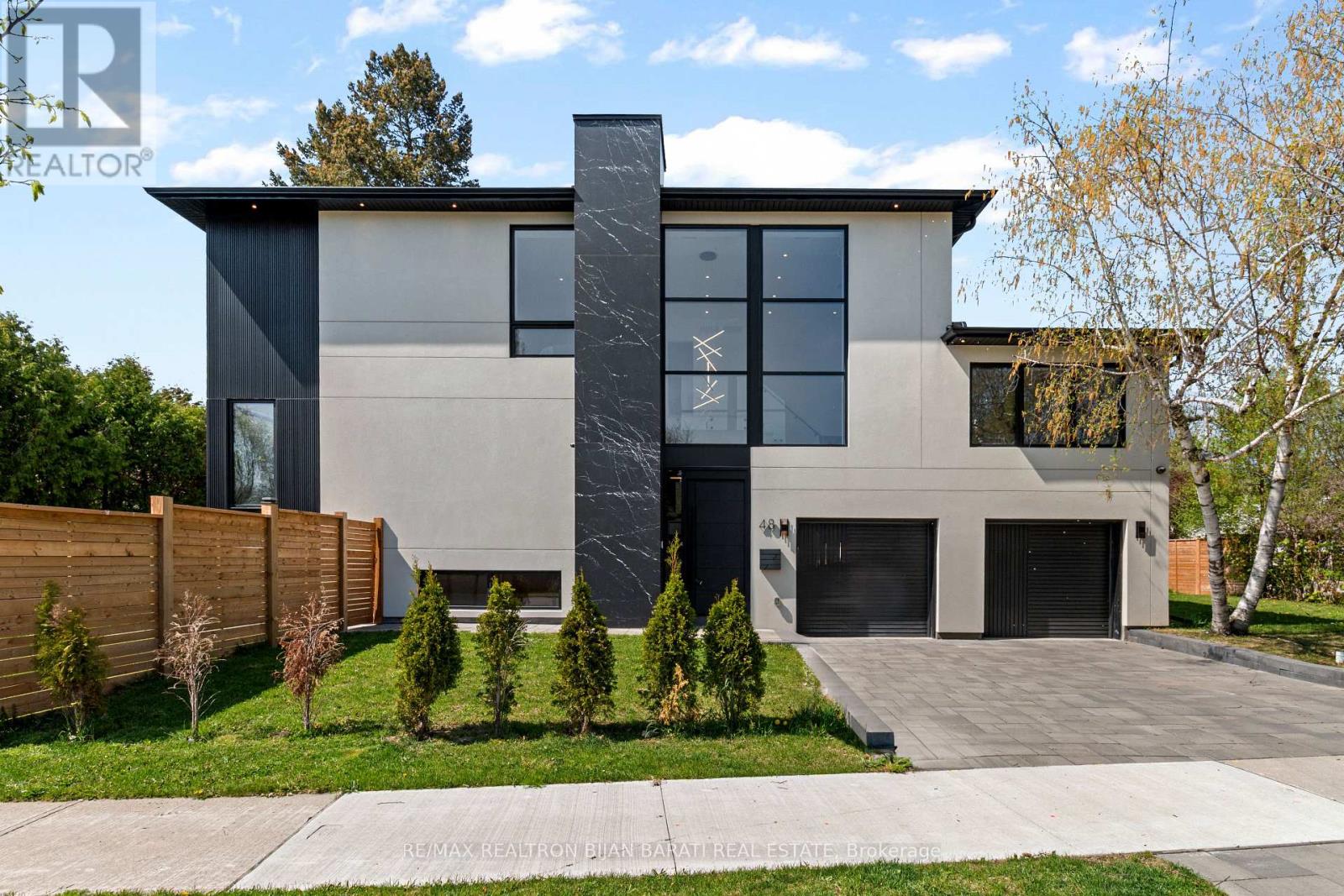Property at 48 DENVER CRESCENT image 2