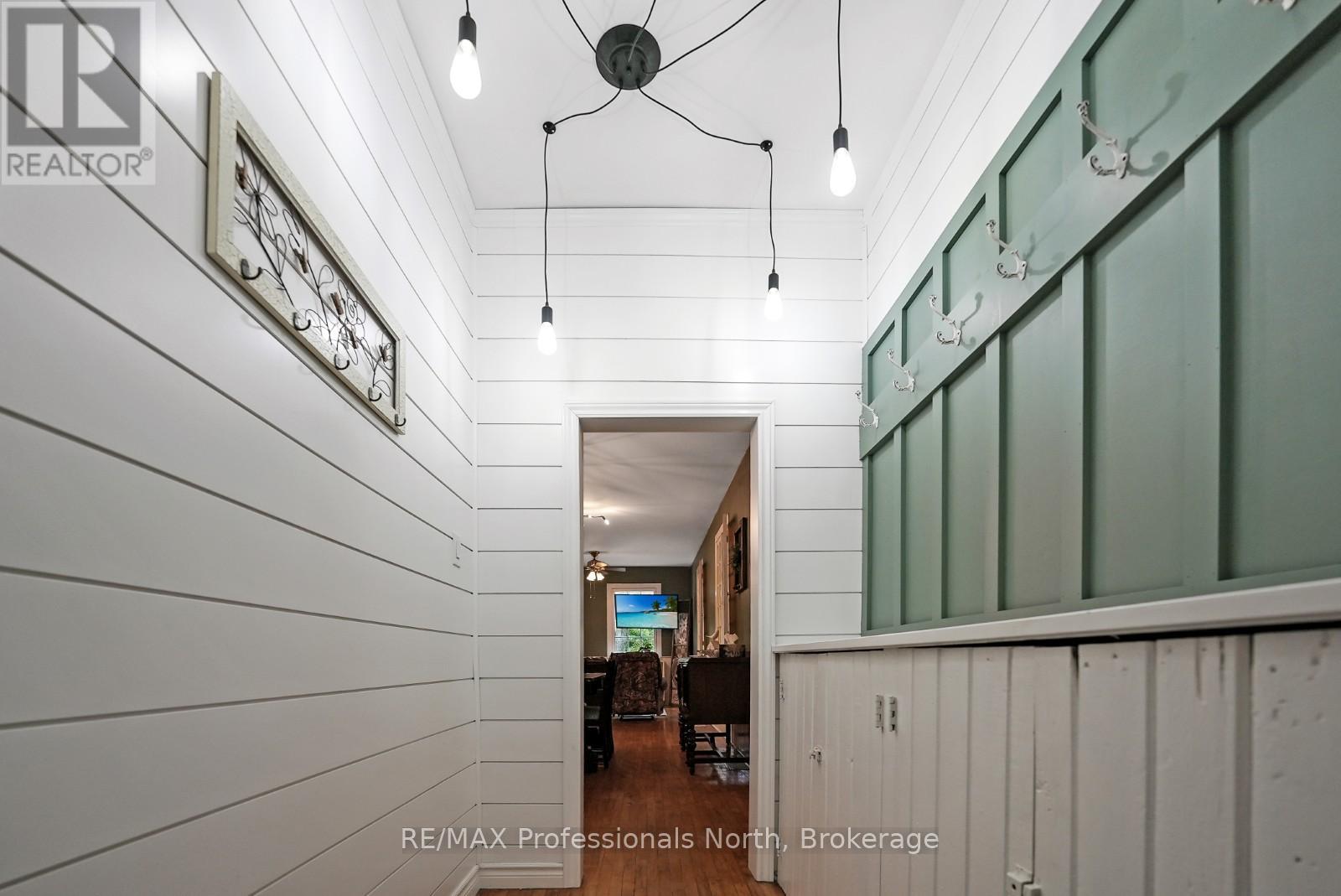 1018 St. Andrews Court, Dysart Et Al, Ontario  K0M 1S0 - Photo 19 - X12366410