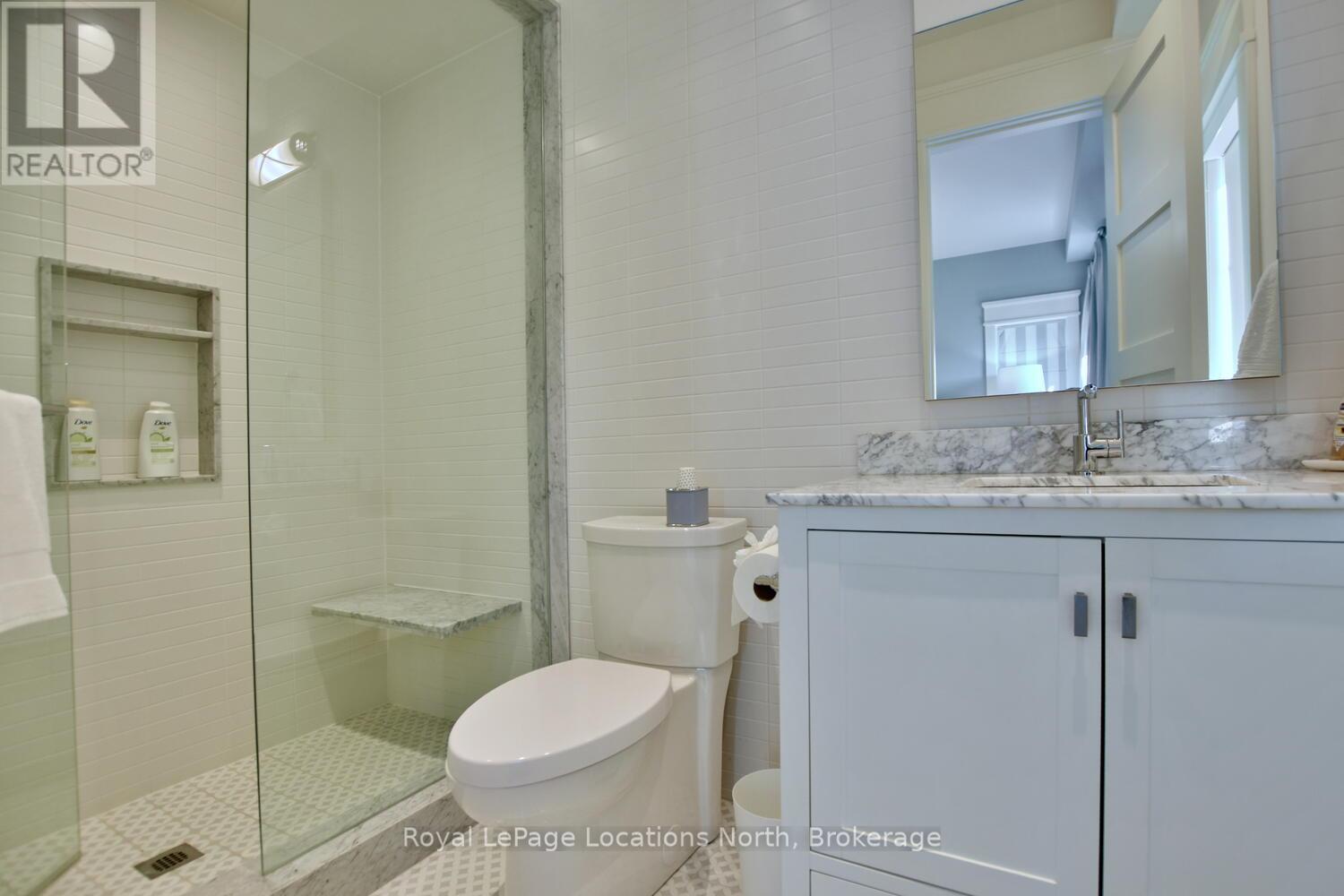 902 - 277 Jozo Weider Boulevard, Blue Mountains, Ontario  L9Y 1V0 - Photo 13 - X12366416