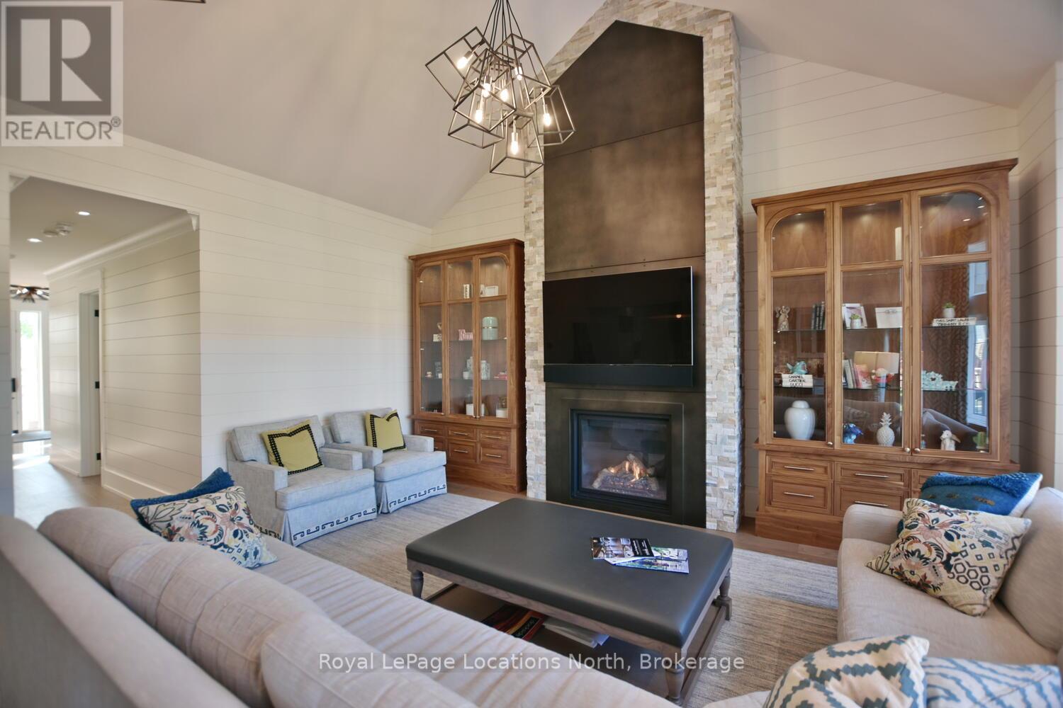 902 - 277 Jozo Weider Boulevard, Blue Mountains, Ontario  L9Y 1V0 - Photo 15 - X12366416