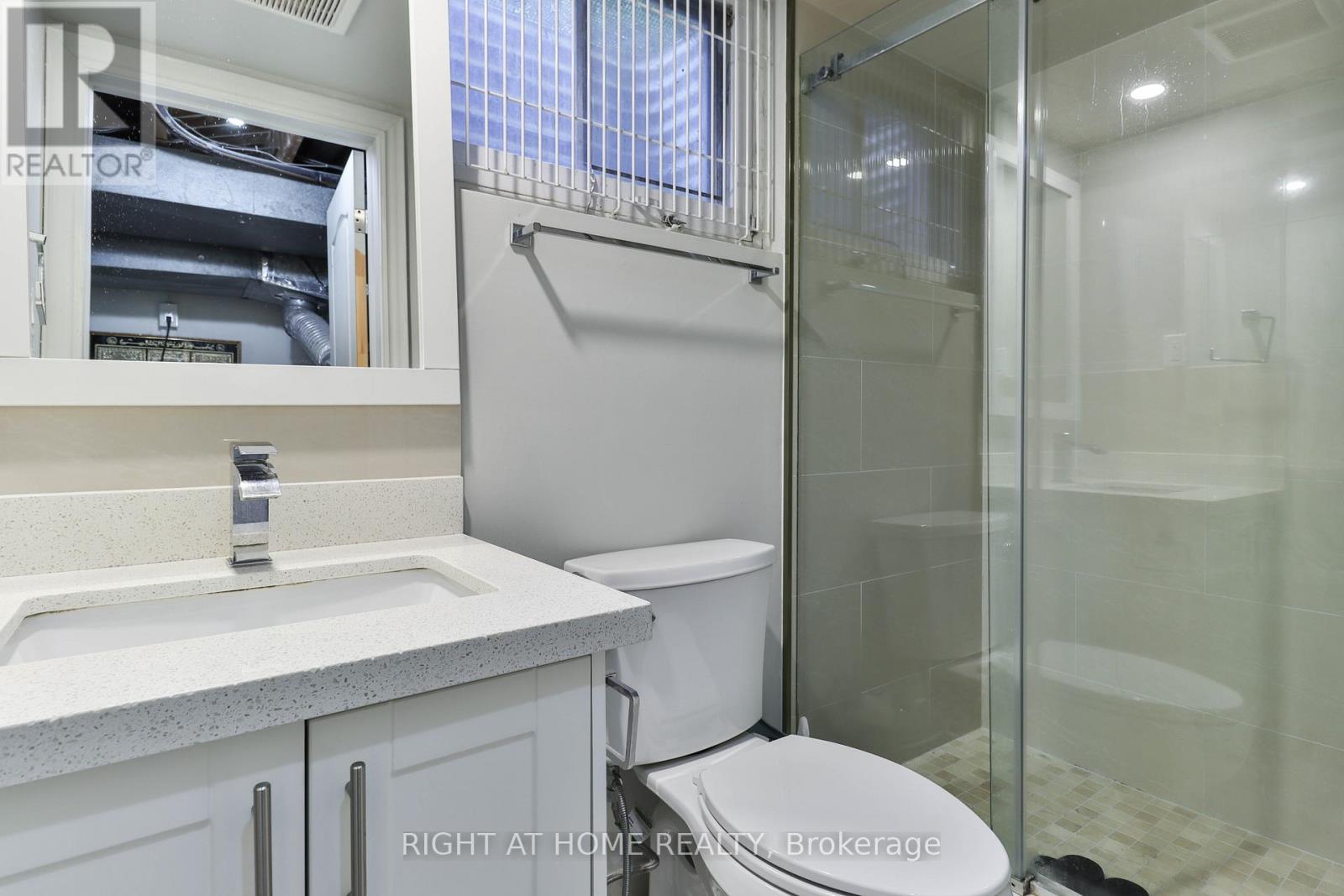 106 Grandravine Drive, Toronto, Ontario  M3J 1B4 - Photo 50 - W12366304