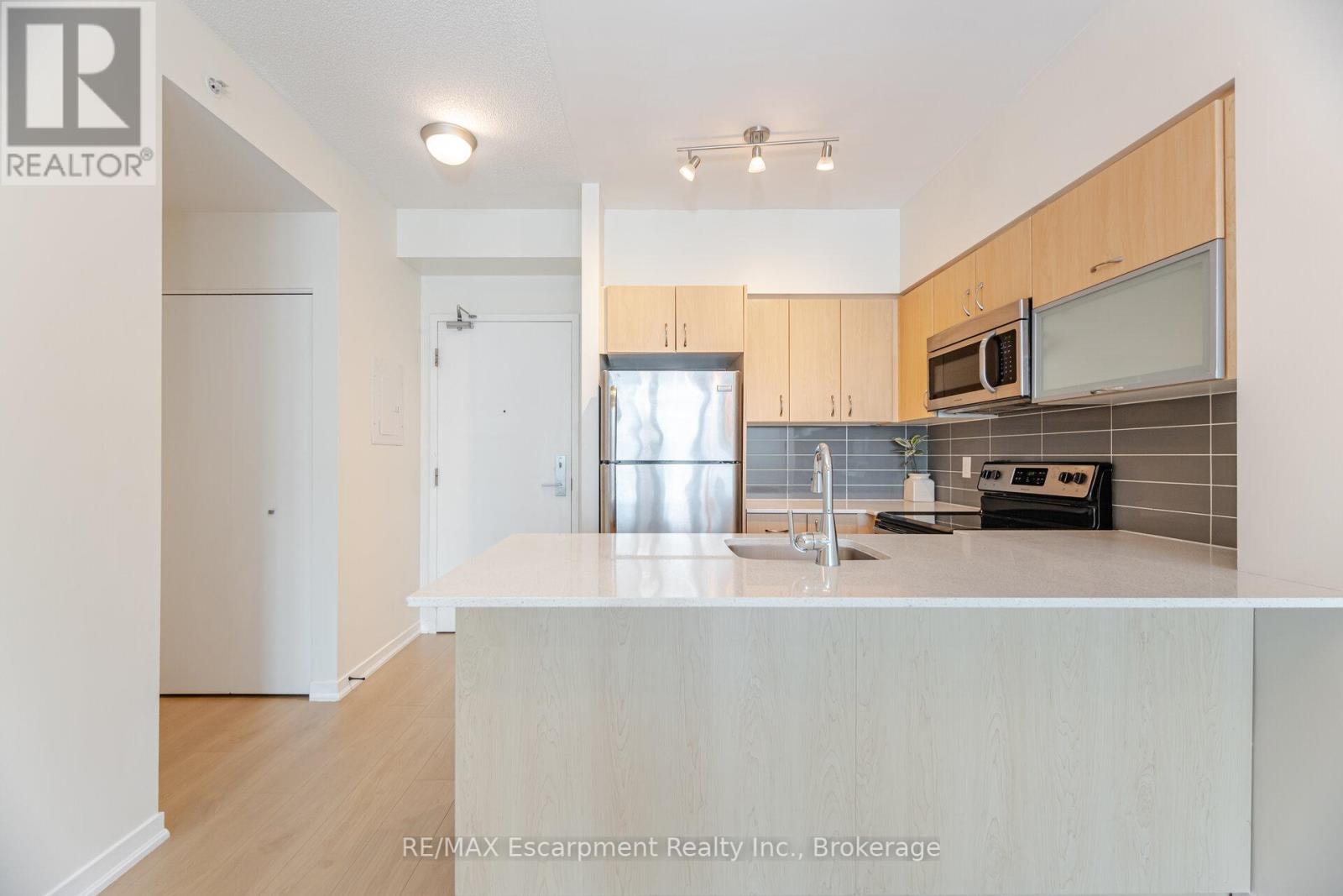 2301 - 150 East Liberty Street, Toronto, Ontario  M6K 3R5 - Photo 3 - C12366389