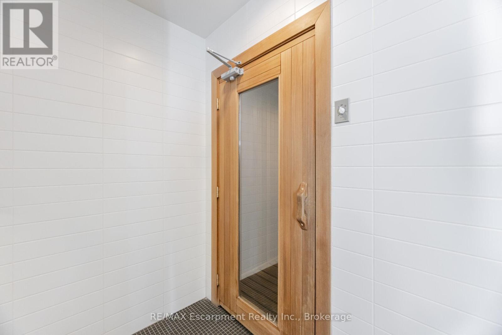 2301 - 150 East Liberty Street, Toronto, Ontario  M6K 3R5 - Photo 31 - C12366389