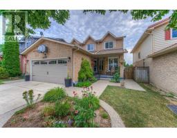 157 Twin Crescent, Hamilton (Butler), Ca