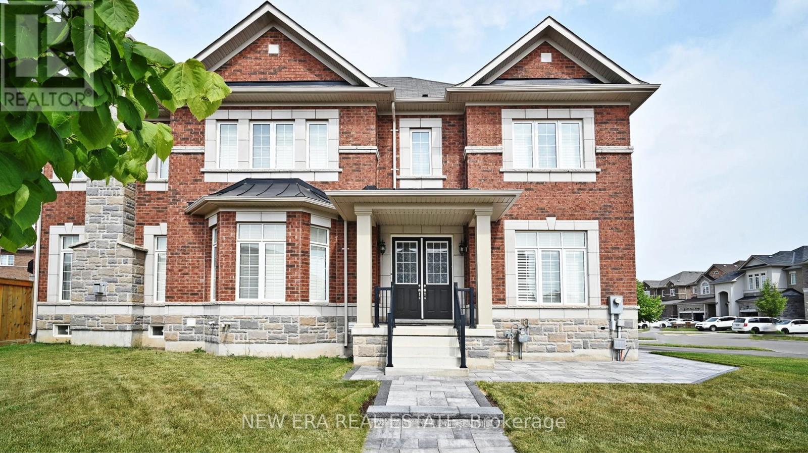 Property at 77 WILDFLOWER LANE image 4