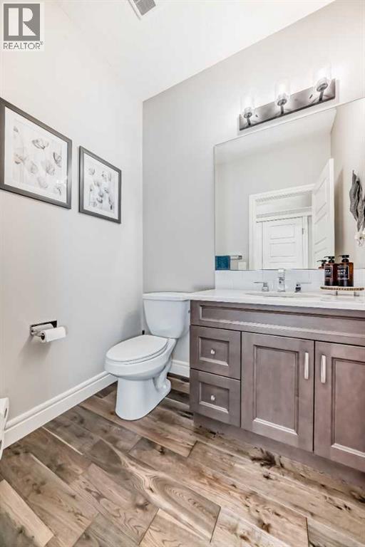 264 Stonemere Close, Chestermere, Alberta  T1X 0C5 - Photo 9 - A2251049