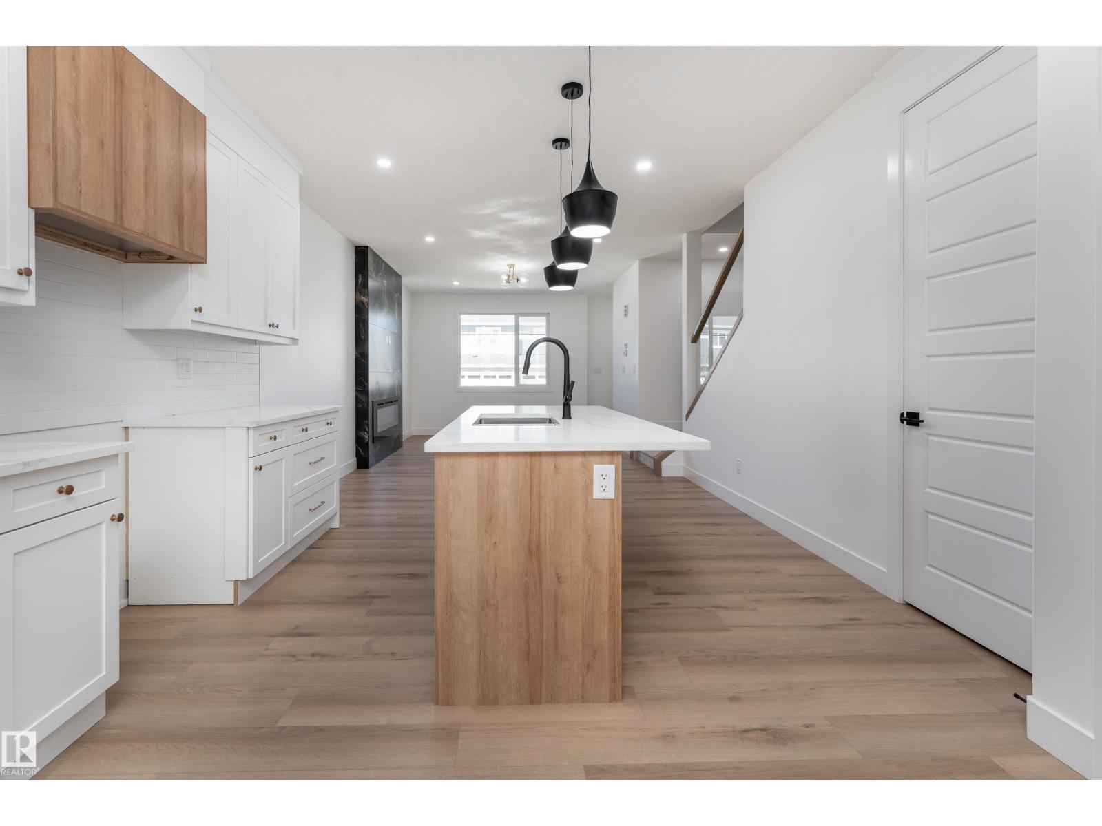 3117 Magpie Wy Nw, Edmonton, Alberta  T5S 0V3 - Photo 12 - E4454829