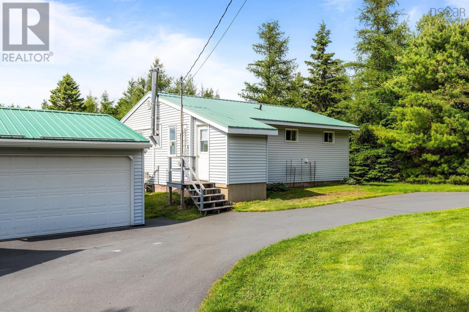 937 Highway 6, Bayhead, Nova Scotia  B0K 1V0 - Photo 2 - 202514260