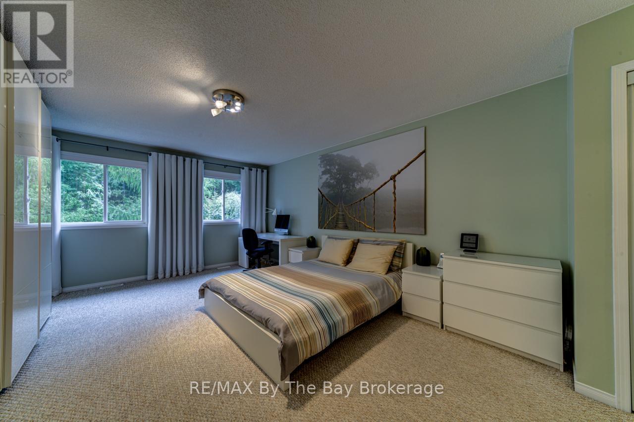 29 Cranberry Heights, Wasaga Beach, Ontario  L9Z 1M9 - Photo 16 - S12366533