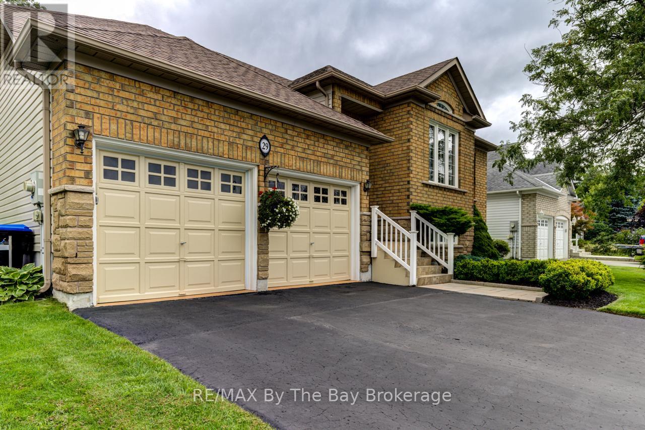 29 Cranberry Heights, Wasaga Beach, Ontario  L9Z 1M9 - Photo 4 - S12366533