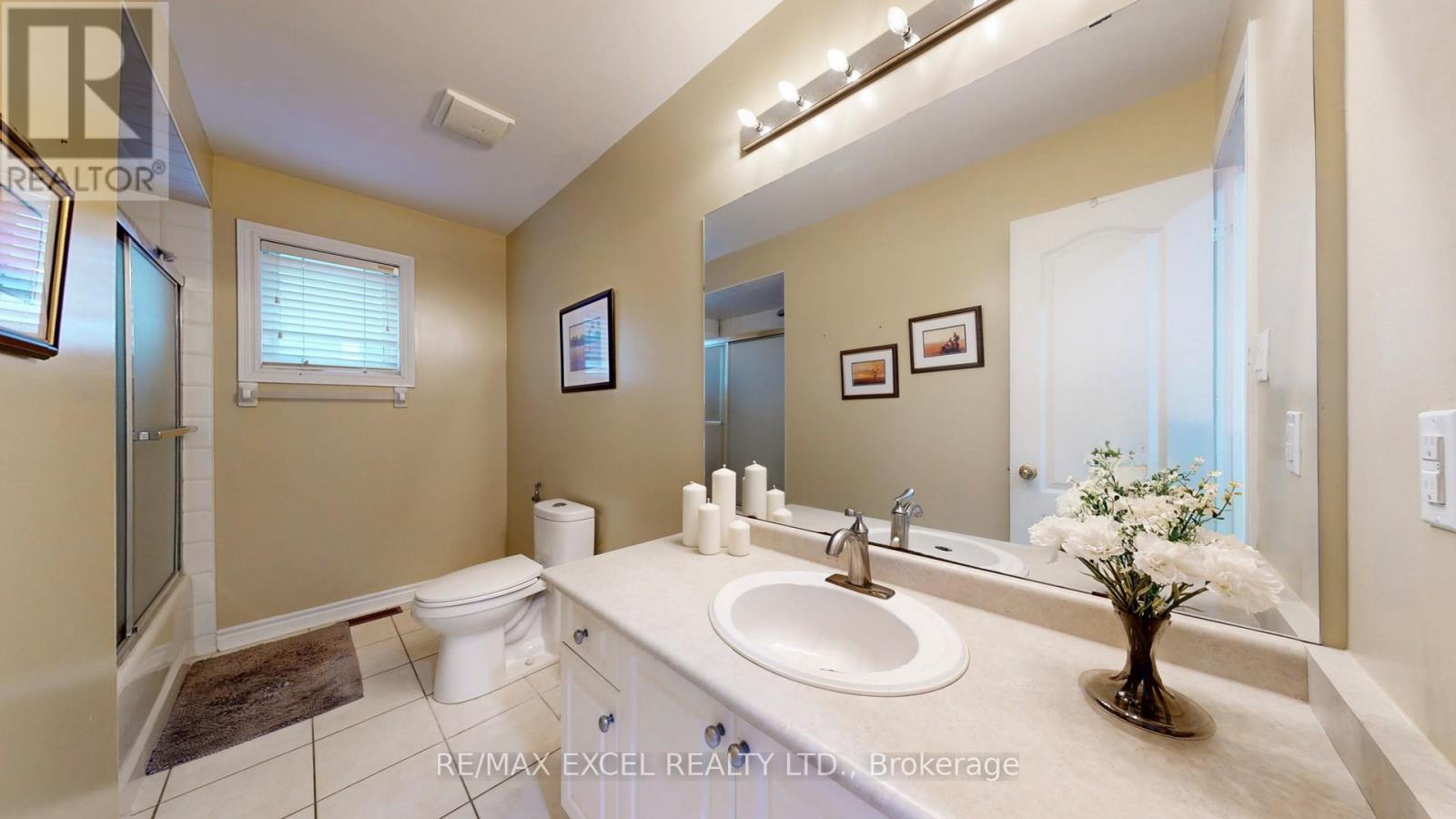50 Wildflower Drive, Richmond Hill, Ontario  L4E 3Y7 - Photo 32 - N12366414