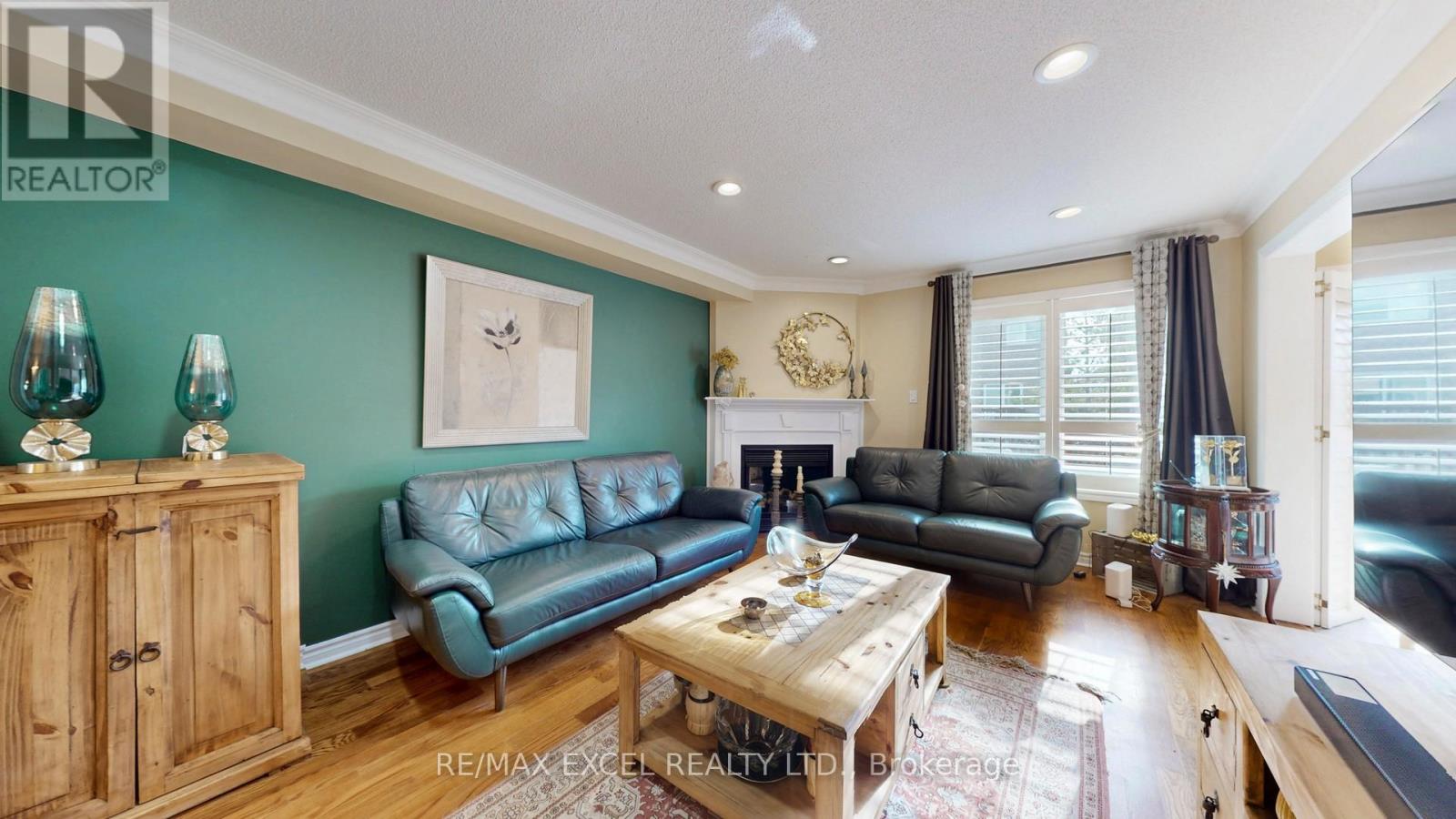50 Wildflower Drive, Richmond Hill, Ontario  L4E 3Y7 - Photo 6 - N12366414