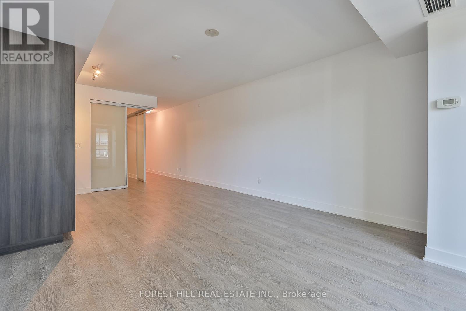 404 - 38 Cameron Street, Toronto, Ontario  M5T 0C3 - Photo 21 - C12362627