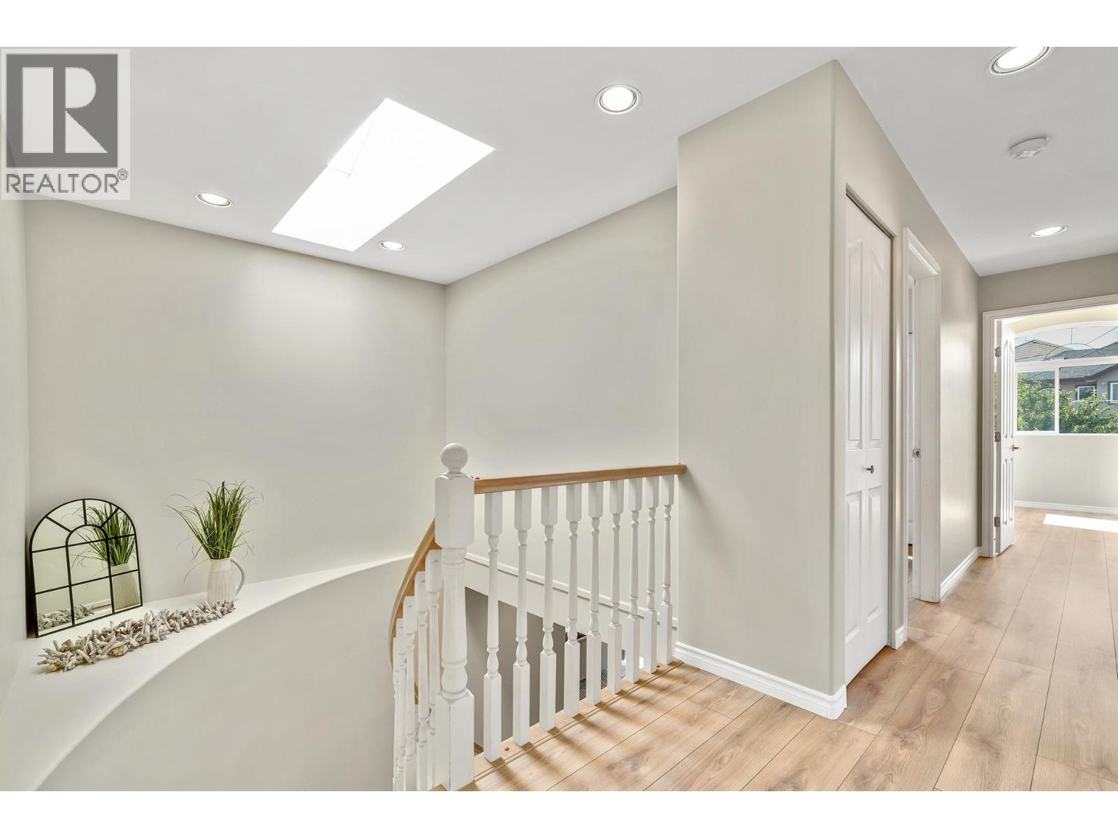 2161 Drawbridge Close, Port Coquitlam, British Columbia  V3C 6H9 - Photo 32 - R3040000