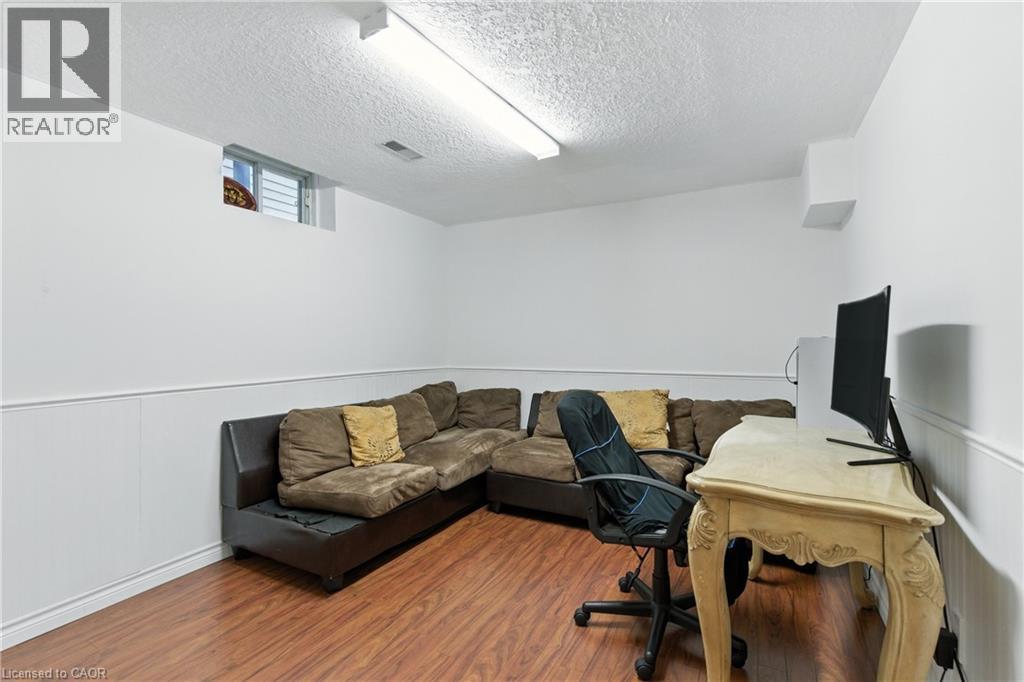 35 Jacqueline Boulevard, Hamilton, Ontario  L9B 2R1 - Photo 26 - 40763864