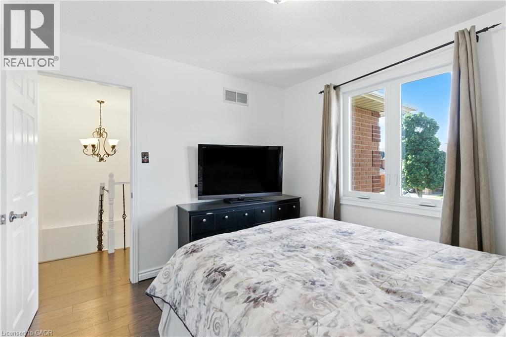 35 Jacqueline Boulevard, Hamilton, Ontario  L9B 2R1 - Photo 20 - 40763864