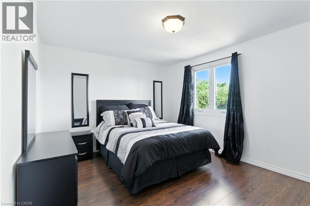 35 Jacqueline Boulevard, Hamilton, Ontario  L9B 2R1 - Photo 14 - 40763864