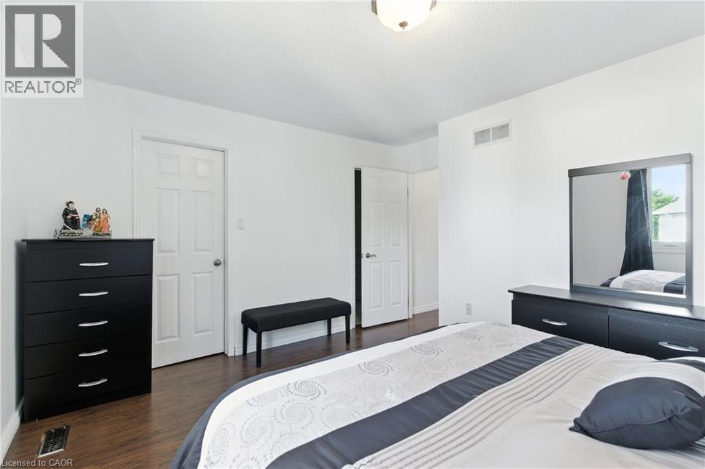 35 Jacqueline Boulevard, Hamilton, Ontario  L9B 2R1 - Photo 16 - 40763864