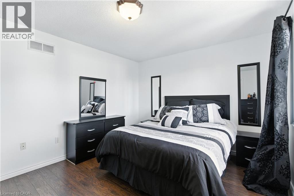 35 Jacqueline Boulevard, Hamilton, Ontario  L9B 2R1 - Photo 15 - 40763864