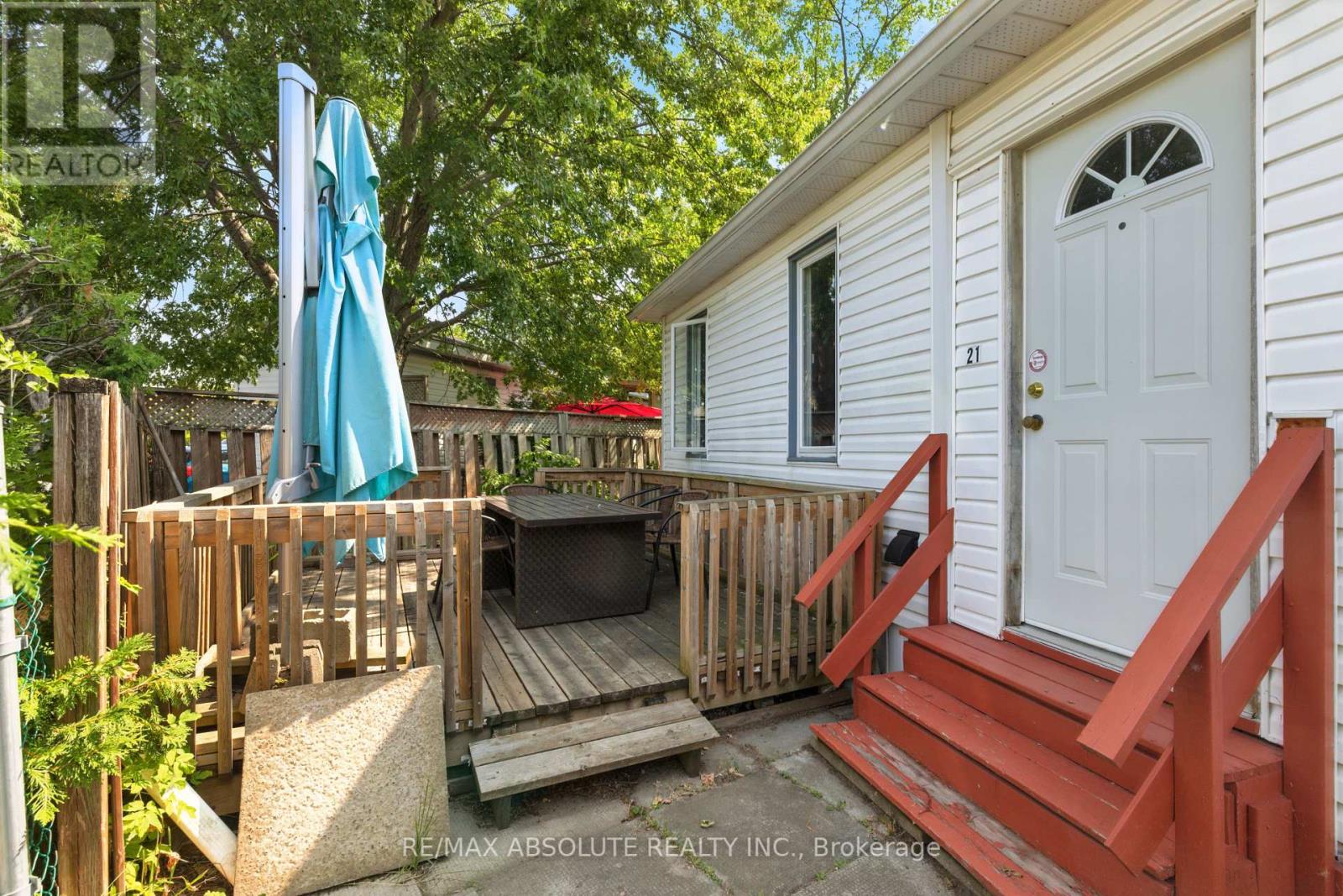 21 Bonner Street, Ottawa, Ontario  K2H 7S9 - Photo 17 - X12366493