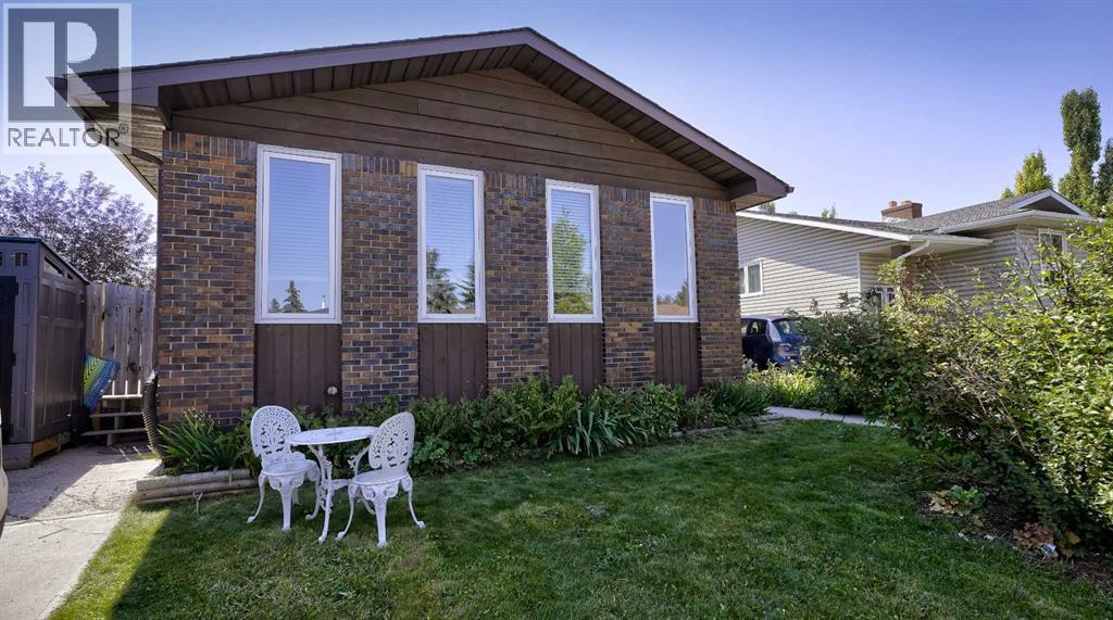 Property at 88 Summerfield Close SW image 1