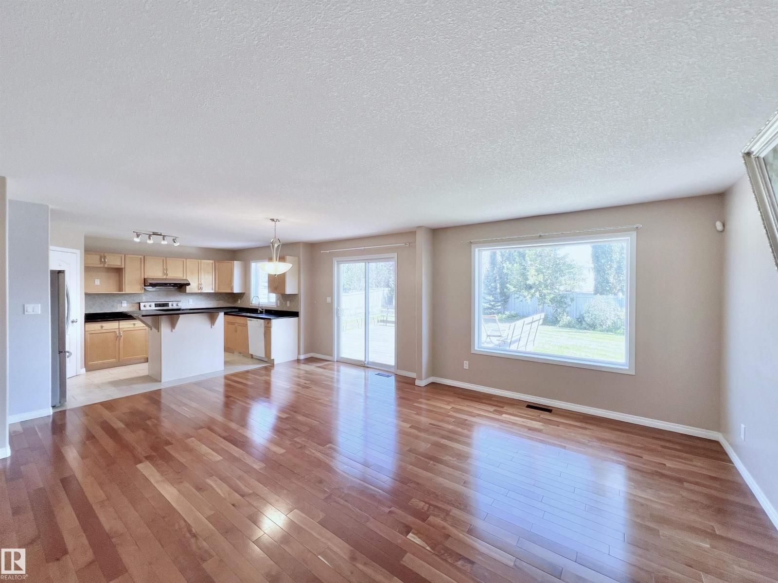 6957 Strom Ln Nw, Edmonton, Alberta  T6R 0J9 - Photo 11 - E4454836