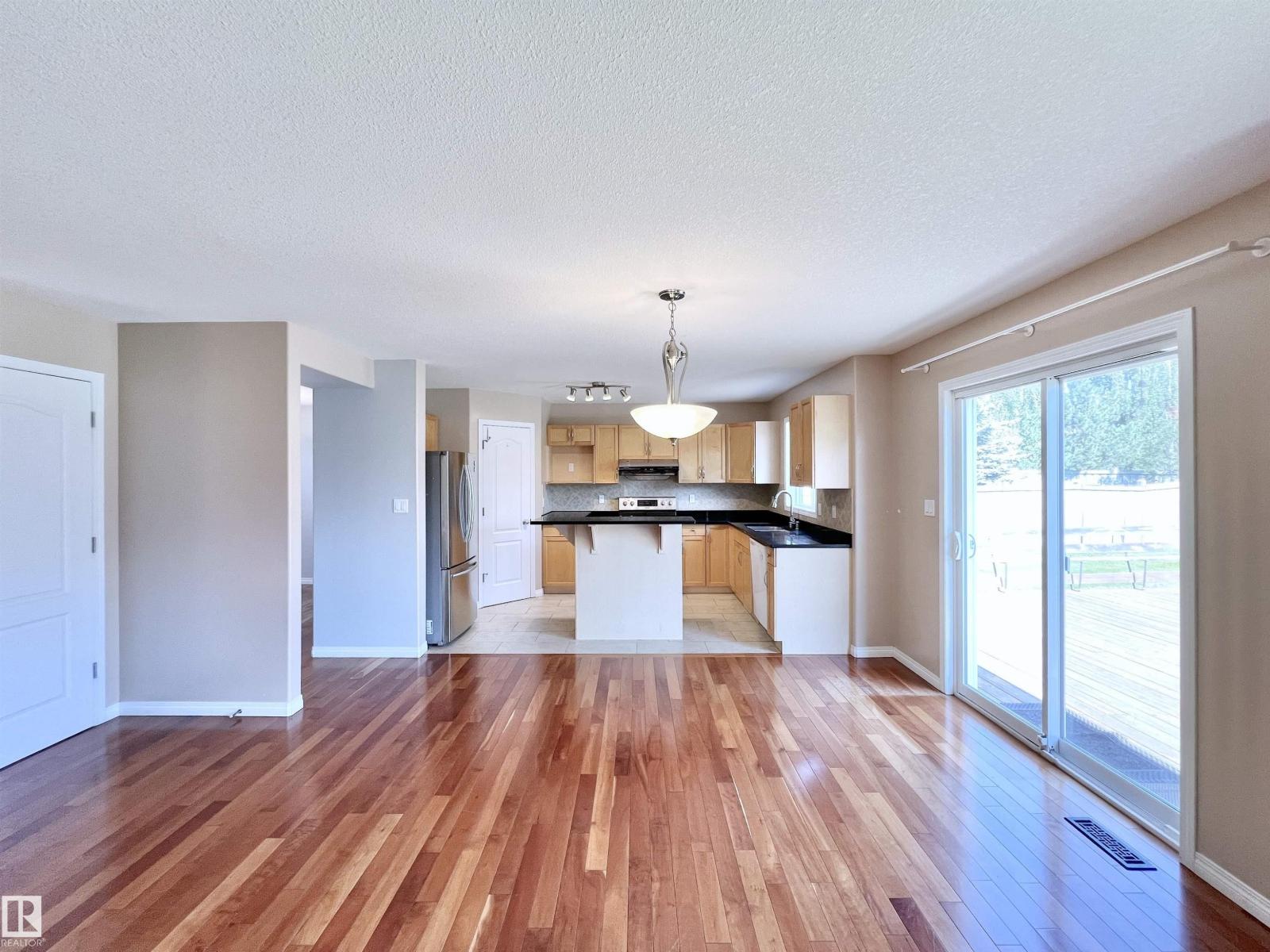 6957 Strom Ln Nw, Edmonton, Alberta  T6R 0J9 - Photo 12 - E4454836