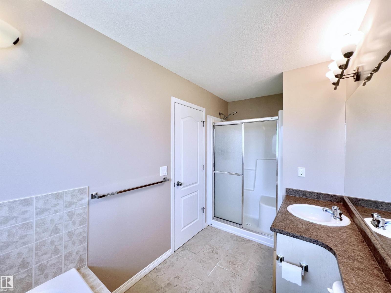 6957 Strom Ln Nw, Edmonton, Alberta  T6R 0J9 - Photo 24 - E4454836