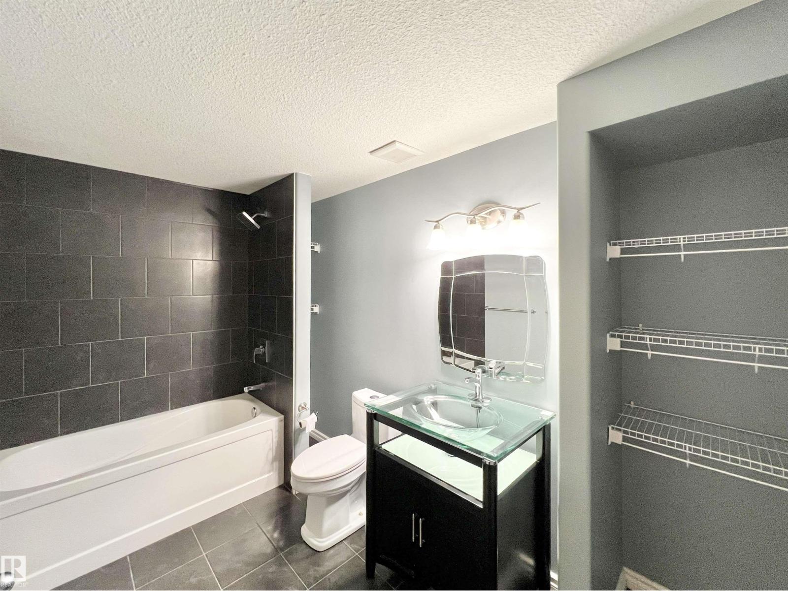 6957 Strom Ln Nw, Edmonton, Alberta  T6R 0J9 - Photo 39 - E4454836
