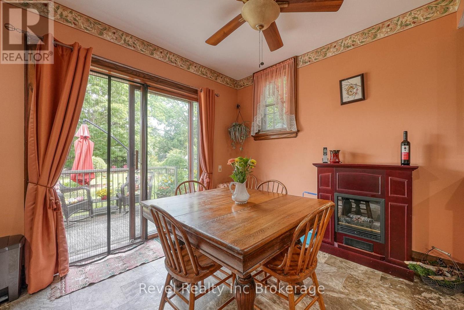 140 Vansittart Avenue, Woodstock, Ontario  N4S 6E6 - Photo 17 - X12366489