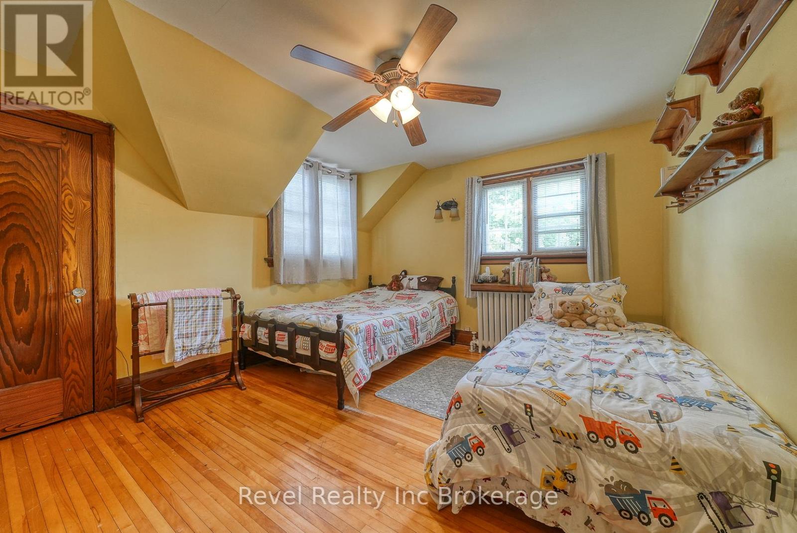 140 Vansittart Avenue, Woodstock, Ontario  N4S 6E6 - Photo 22 - X12366489