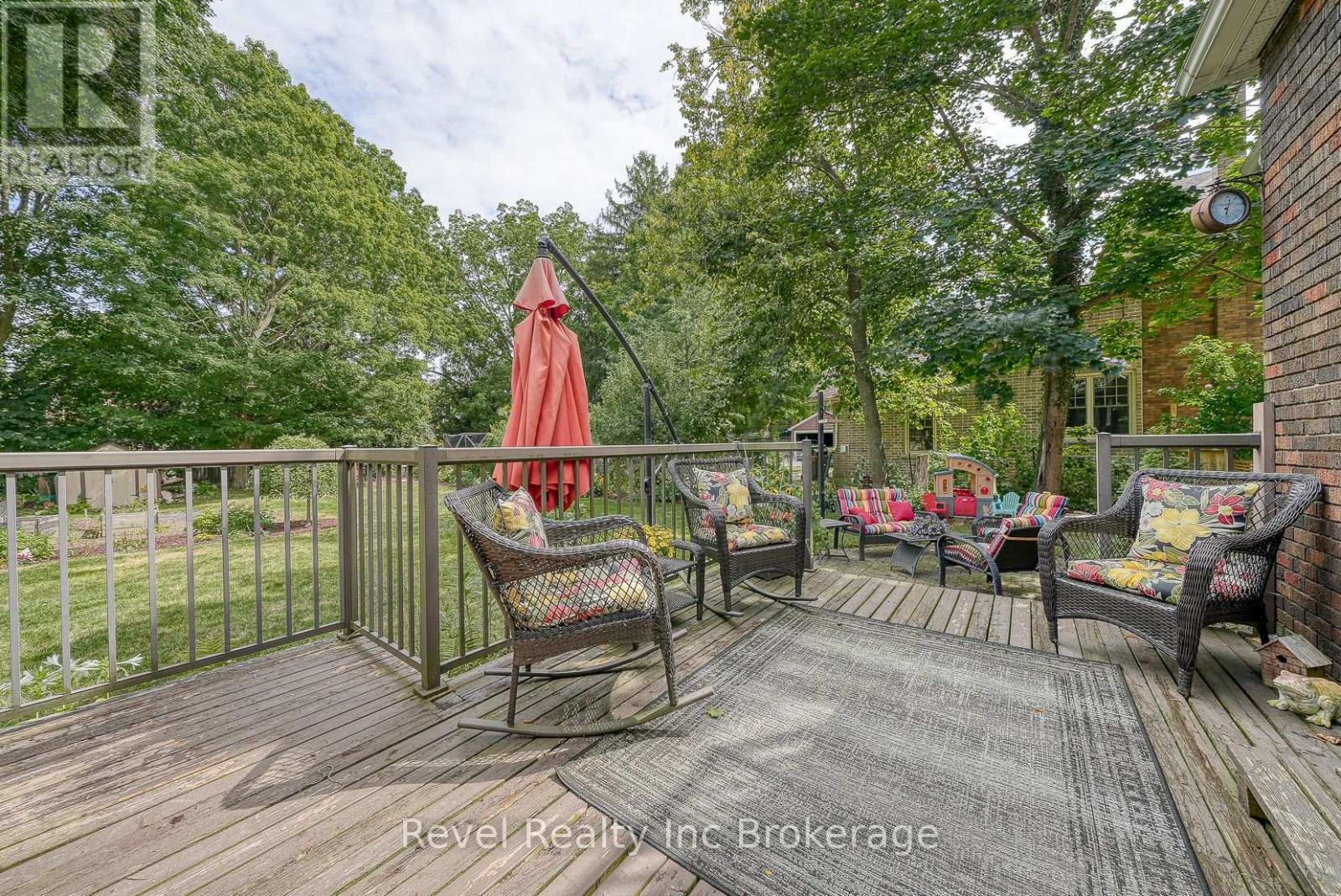 140 Vansittart Avenue, Woodstock, Ontario  N4S 6E6 - Photo 43 - X12366489