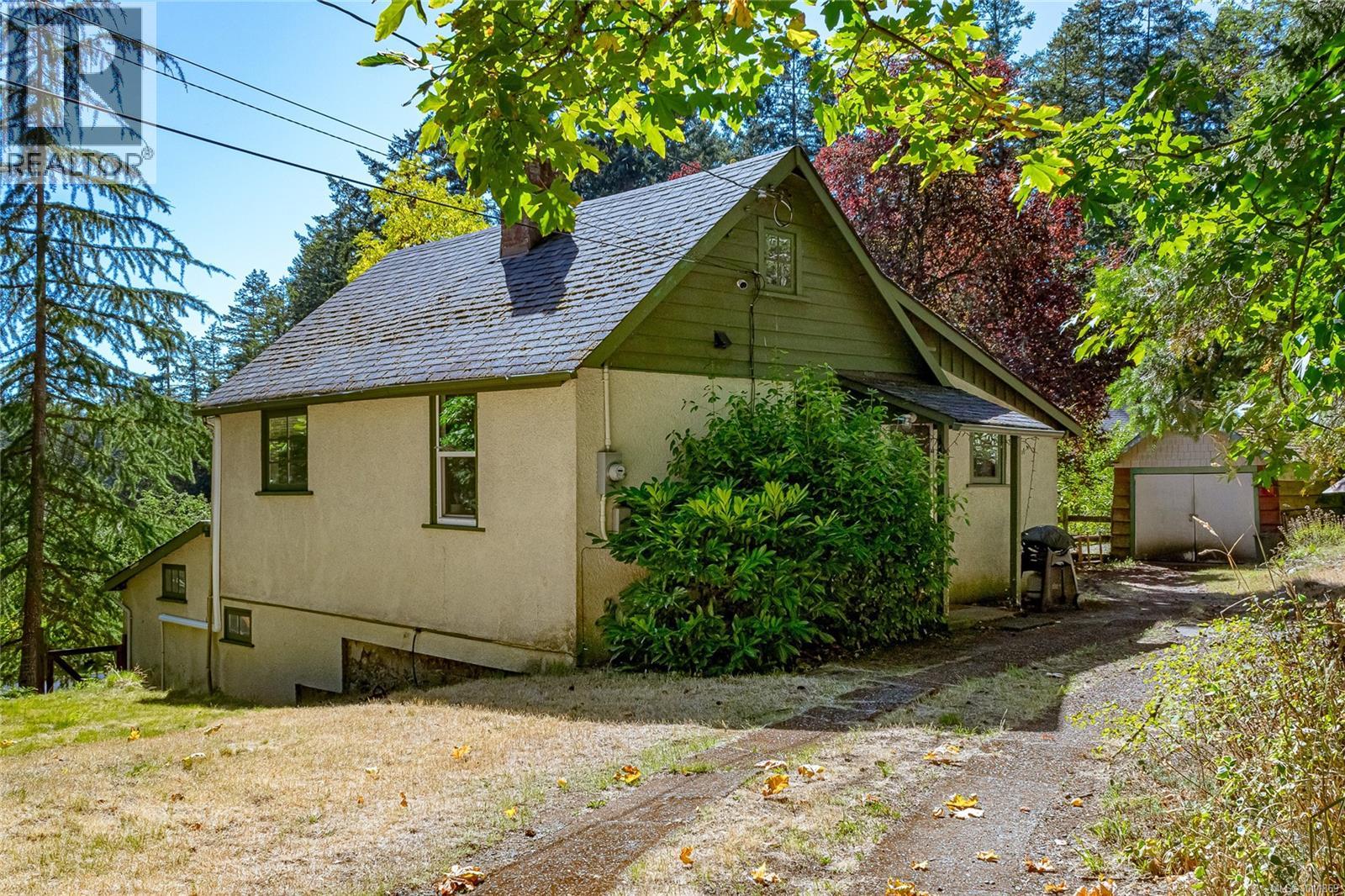 4664-4670 Spring Rd, Saanich, British Columbia  V9E 2B5 - Photo 59 - 1011869