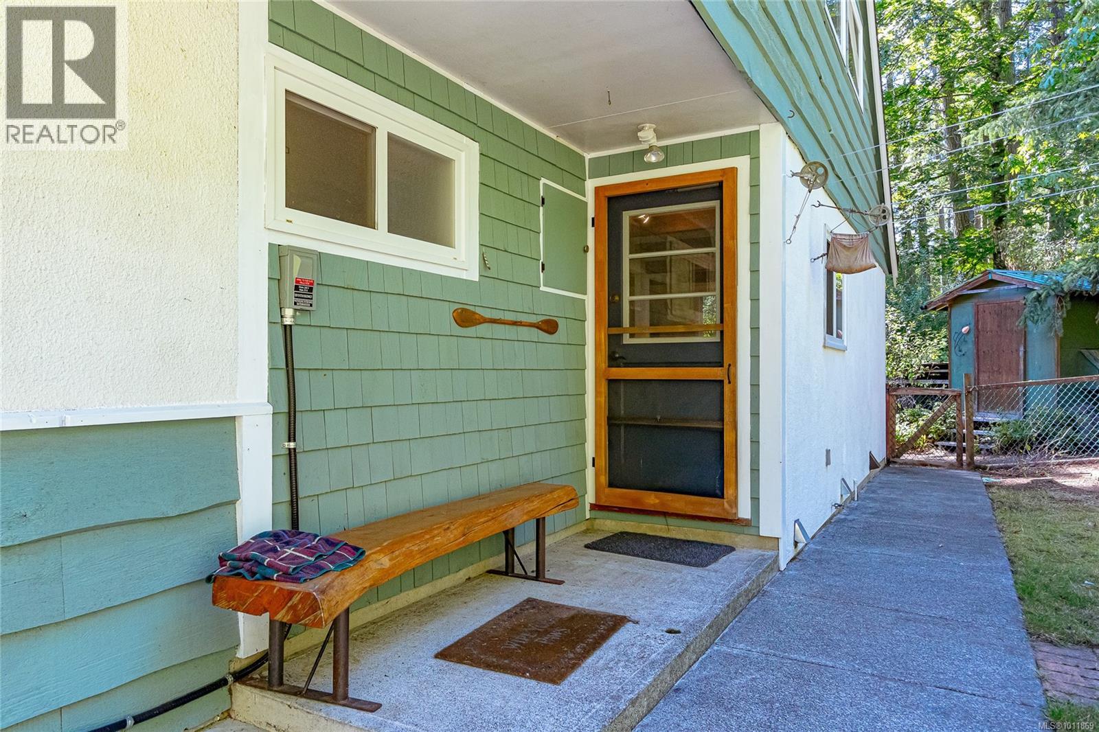 4664-4670 Spring Rd, Saanich, British Columbia  V9E 2B5 - Photo 42 - 1011869