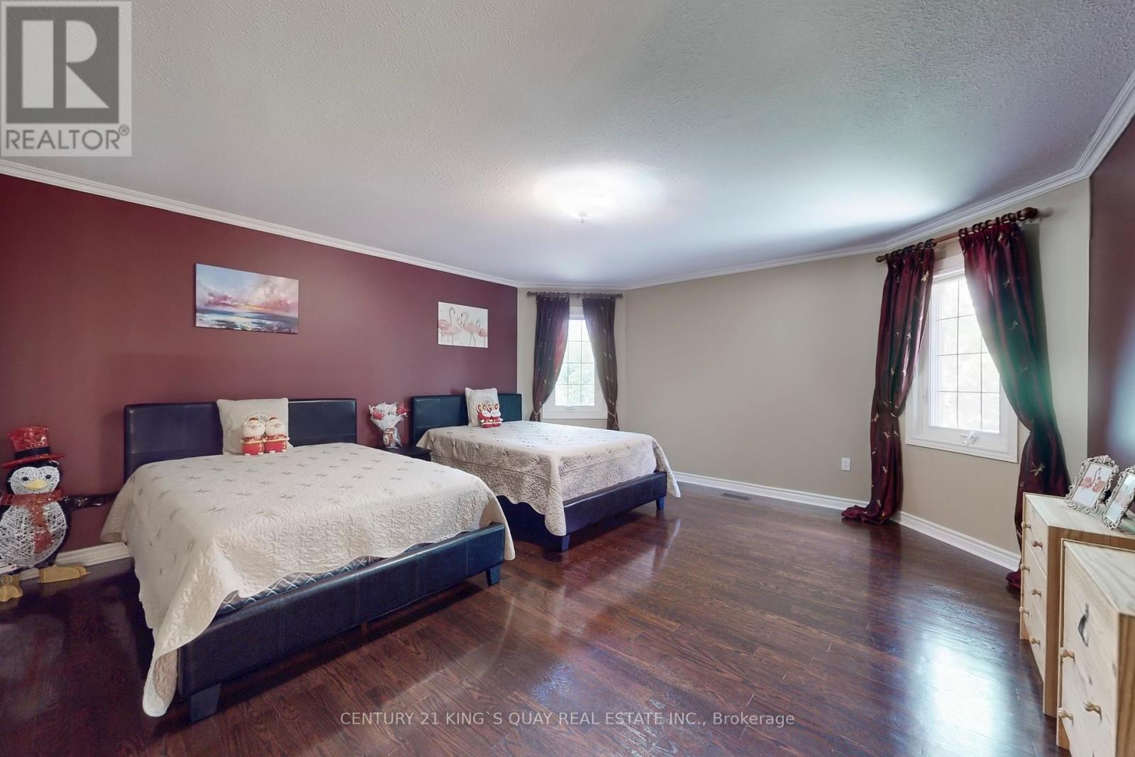 110 Crawford Crescent, Milton (Campbellville), Ontario  L0P 1B0 - Photo 31 - W12366052