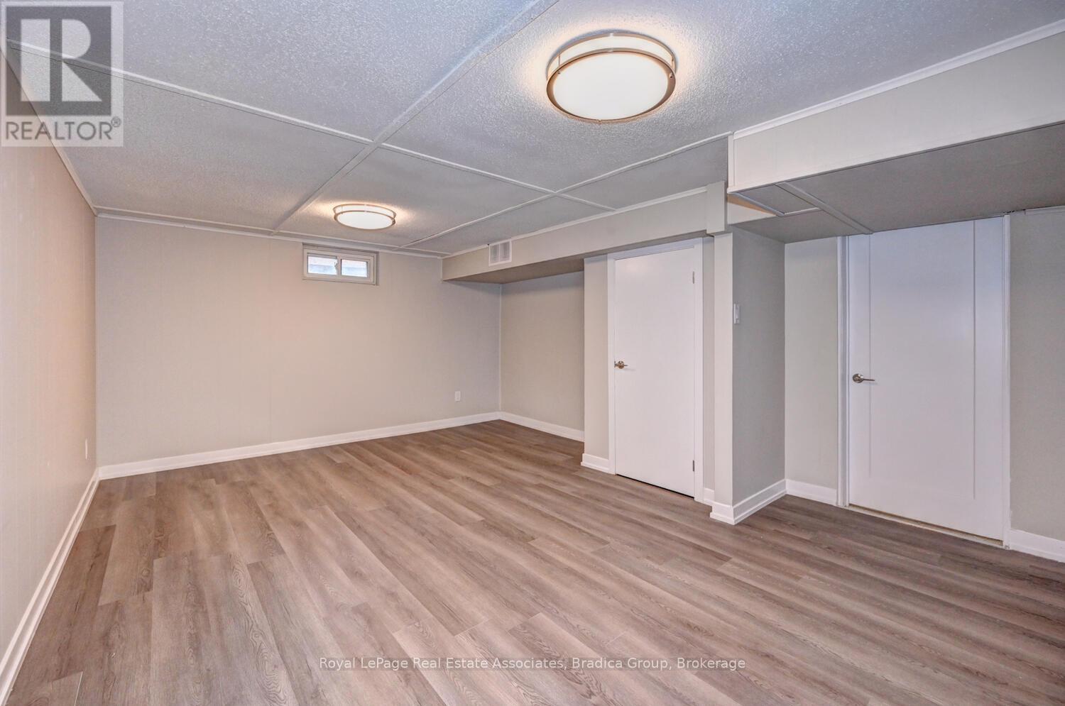 110 Conway Drive, Kitchener, Ontario  N2A 2C5 - Photo 23 - X12347914