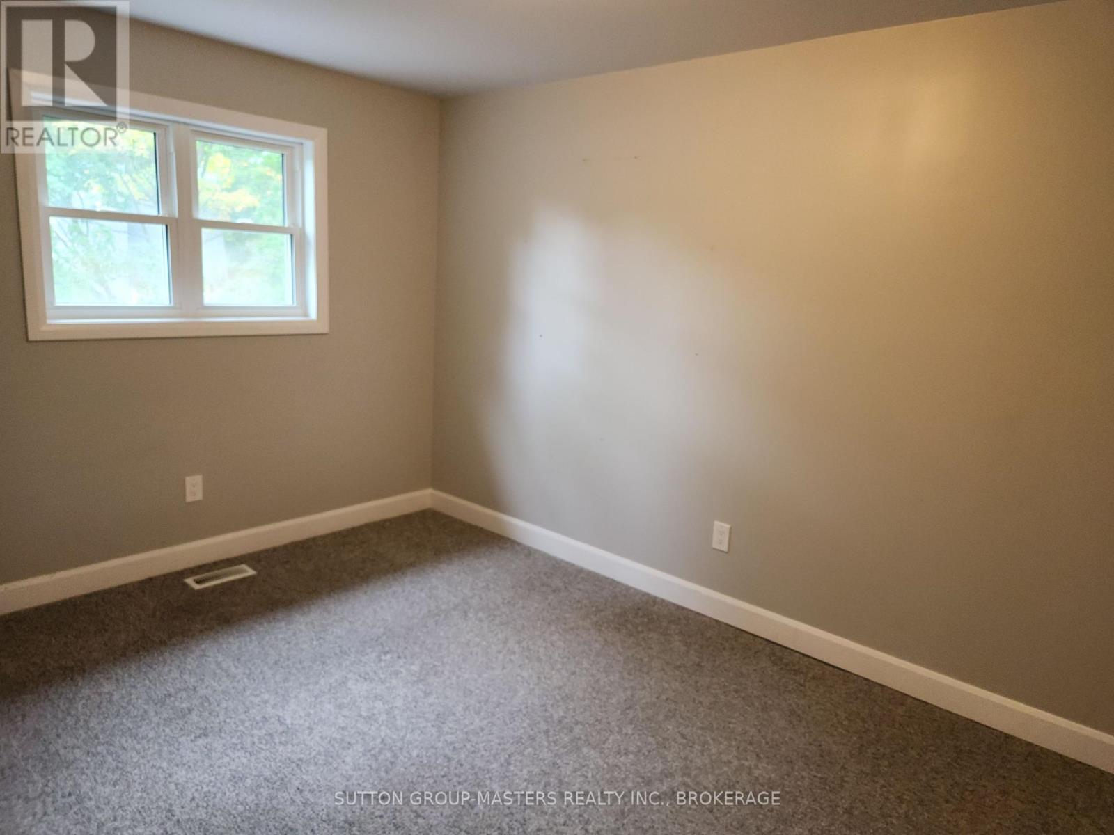 68 Hickory Street, Gananoque, Ontario  K7G 2P5 - Photo 25 - X12366604