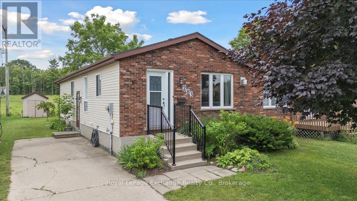 283 Bricker Street, Saugeen Shores, Ontario  N0H 2C1 - Photo 1 - X12366567