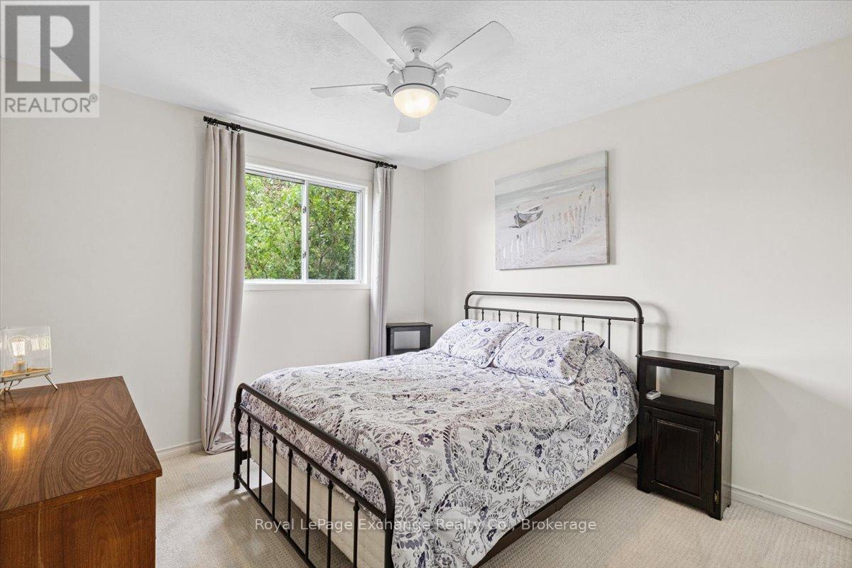 283 Bricker Street, Saugeen Shores, Ontario  N0H 2C1 - Photo 17 - X12366567