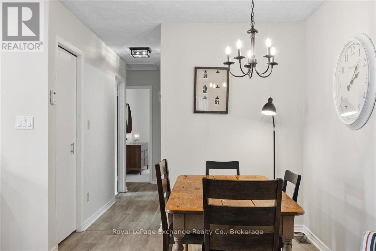 283 Bricker Street, Saugeen Shores, Ontario  N0H 2C1 - Photo 9 - X12366567