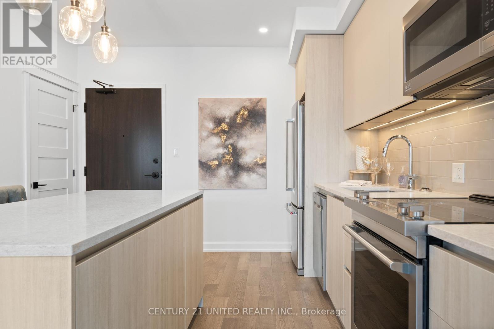 605 - 195 Hunter Street E, Peterborough, Ontario  K9H 1G9 - Photo 13 - X12366551