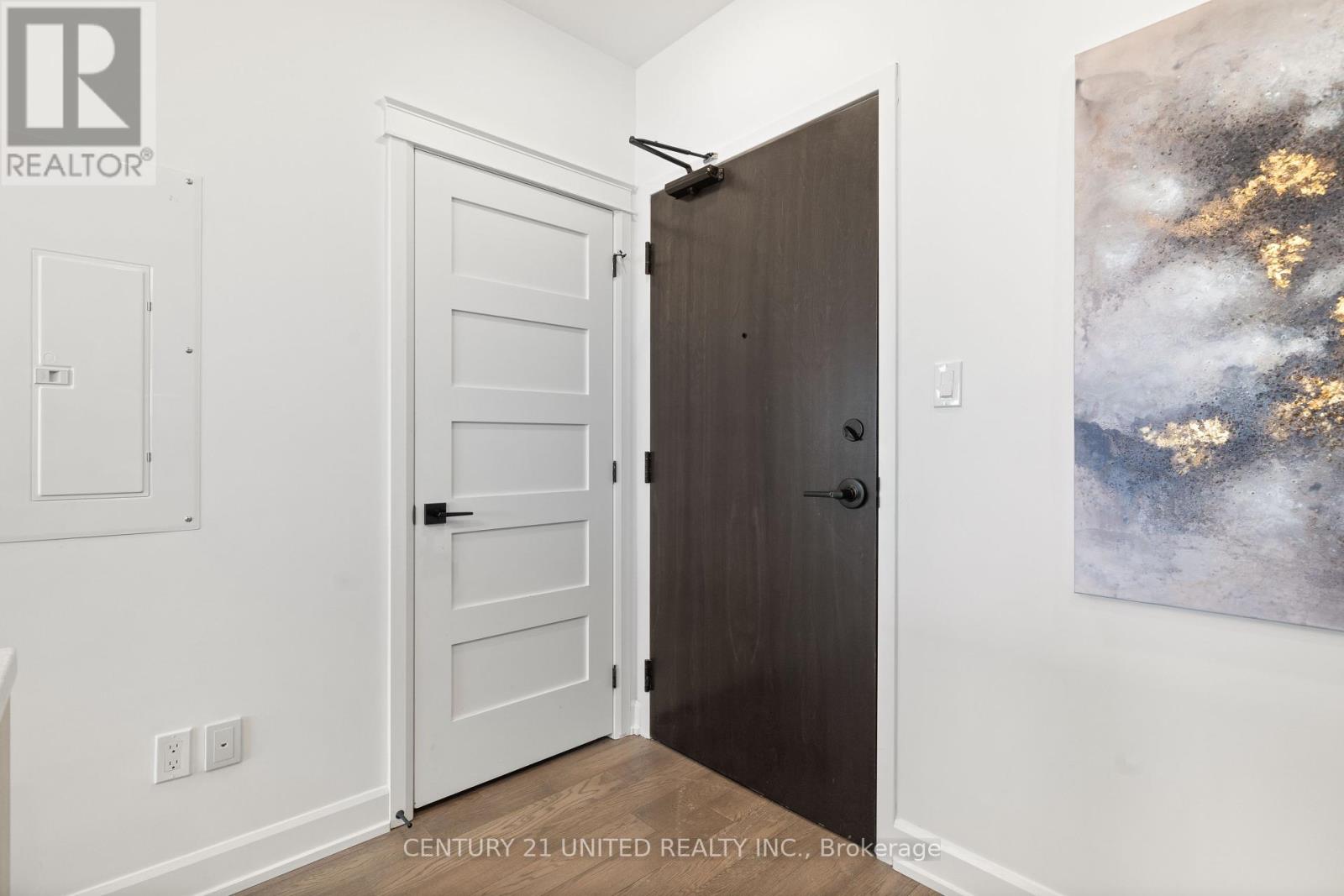 605 - 195 Hunter Street E, Peterborough, Ontario  K9H 1G9 - Photo 2 - X12366551