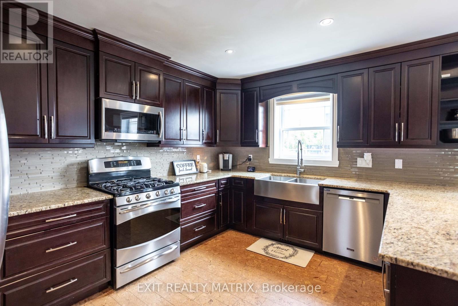 3427 Delaney Street, North Stormont, Ontario  K0C 1V0 - Photo 5 - X12366534