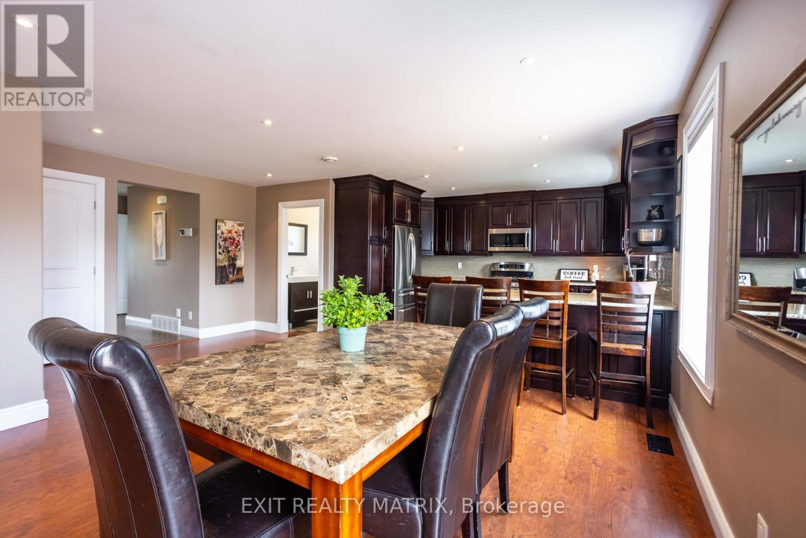 3427 Delaney Street, North Stormont, Ontario  K0C 1V0 - Photo 8 - X12366534