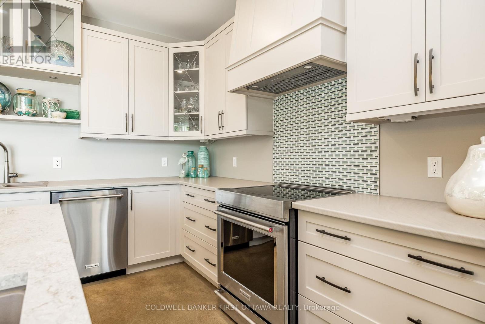 36 Cub Scout Crescent, Greater Madawaska, Ontario  K0J 1H0 - Photo 18 - X12366540