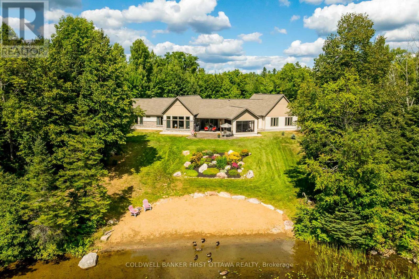 36 Cub Scout Crescent, Greater Madawaska, Ontario  K0J 1H0 - Photo 2 - X12366540