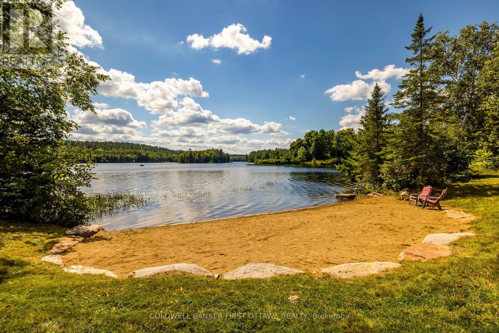 36 Cub Scout Crescent, Greater Madawaska, Ontario  K0J 1H0 - Photo 42 - X12366540