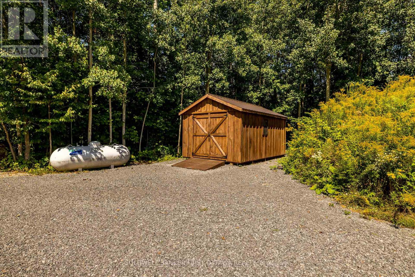 36 Cub Scout Crescent, Greater Madawaska, Ontario  K0J 1H0 - Photo 45 - X12366540