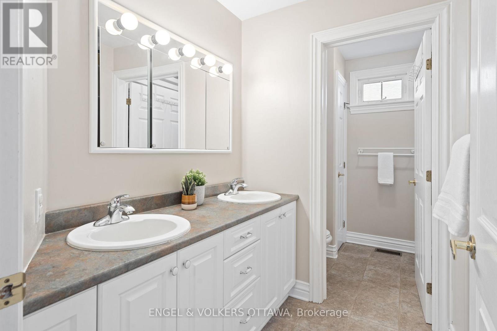 7341 Bank Street, Ottawa, Ontario  K0A 2P0 - Photo 26 - X12366579